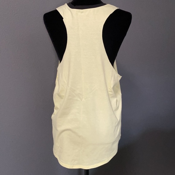 SpongeBob SquarePants Yellow Tank - Picture 2 of 6